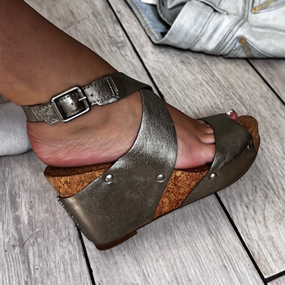 Lucky Brand silver studded platform wedge sandals metallic